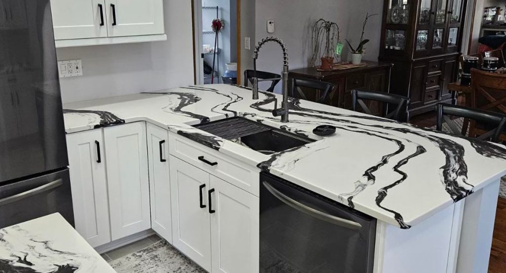 Ravan-quartz-countertops-niagara-falls-kitchen
